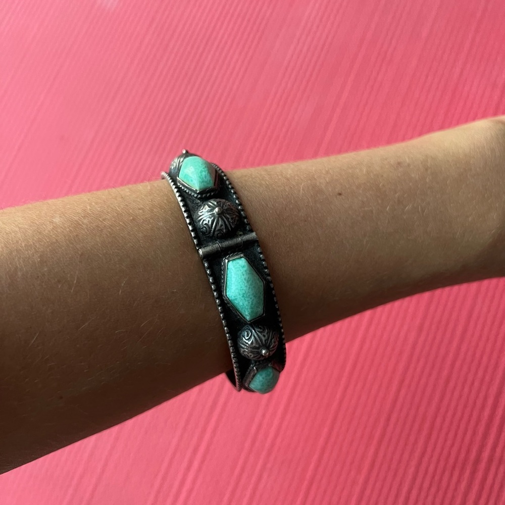 Vintage Silver and Turquoise Bracelet - Picture 3 of 3